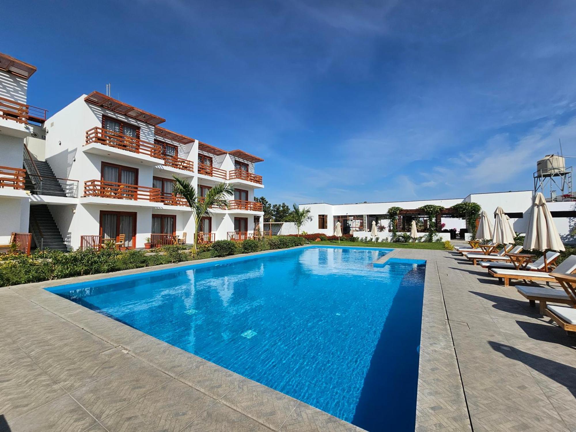 Hotel La Colina Cerro Prieto Exterior foto